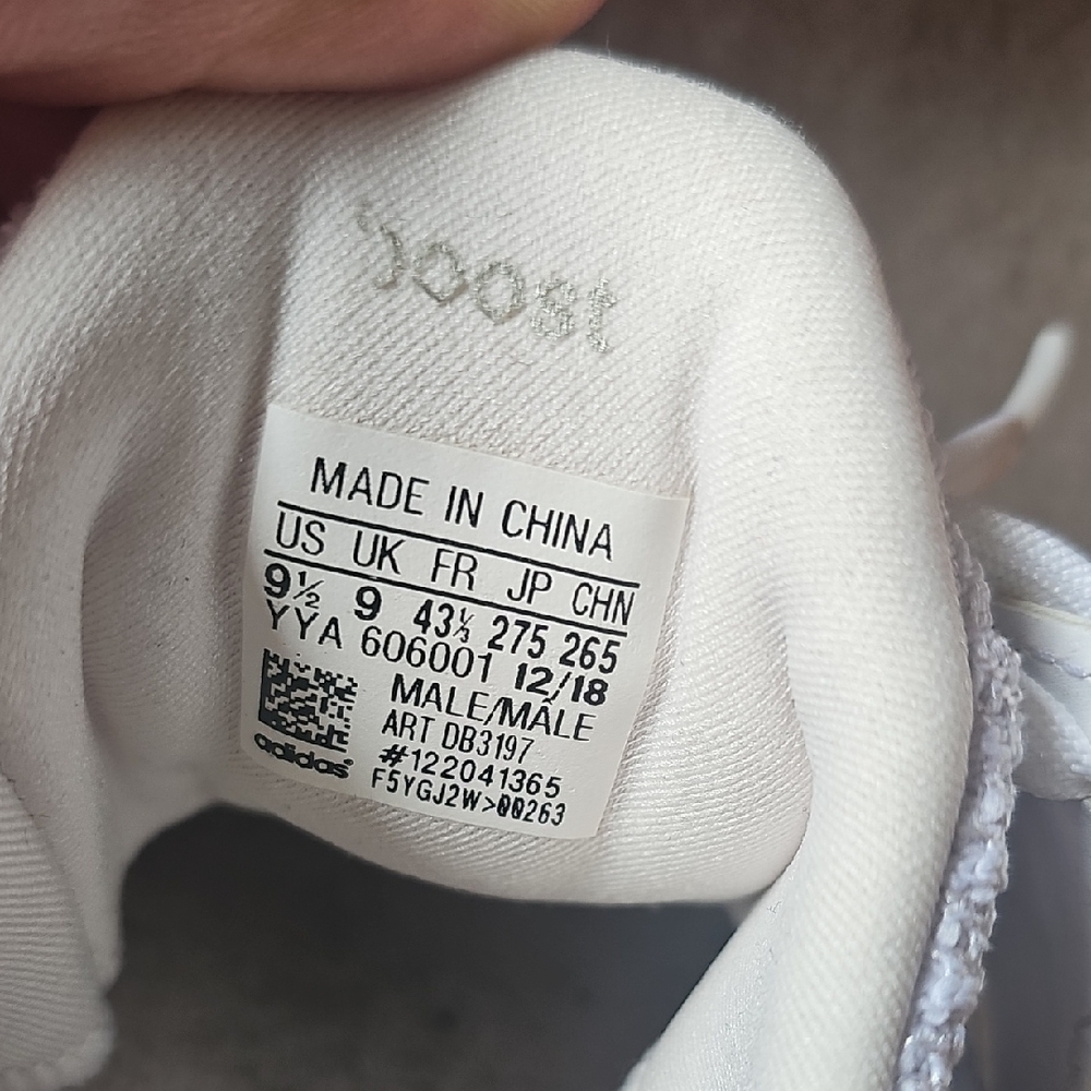Adidas Cream and Black Running Shoes - Picture 7 of 7